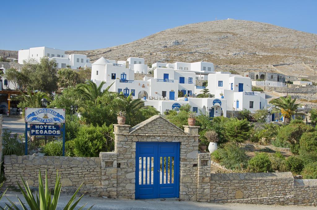 Pegados Apartments Folegandros Town Екстер'єр фото